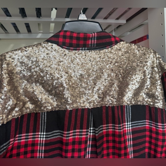 RED PLAID SEQUIN FLANNEL. ARIZONA LONG SLEEVE LIGHTWEIGHT SPARKLY SHIRT. NWT - Picture 6 of 16